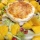 Ensalada de queso de cabra crujiente, mango y granada
